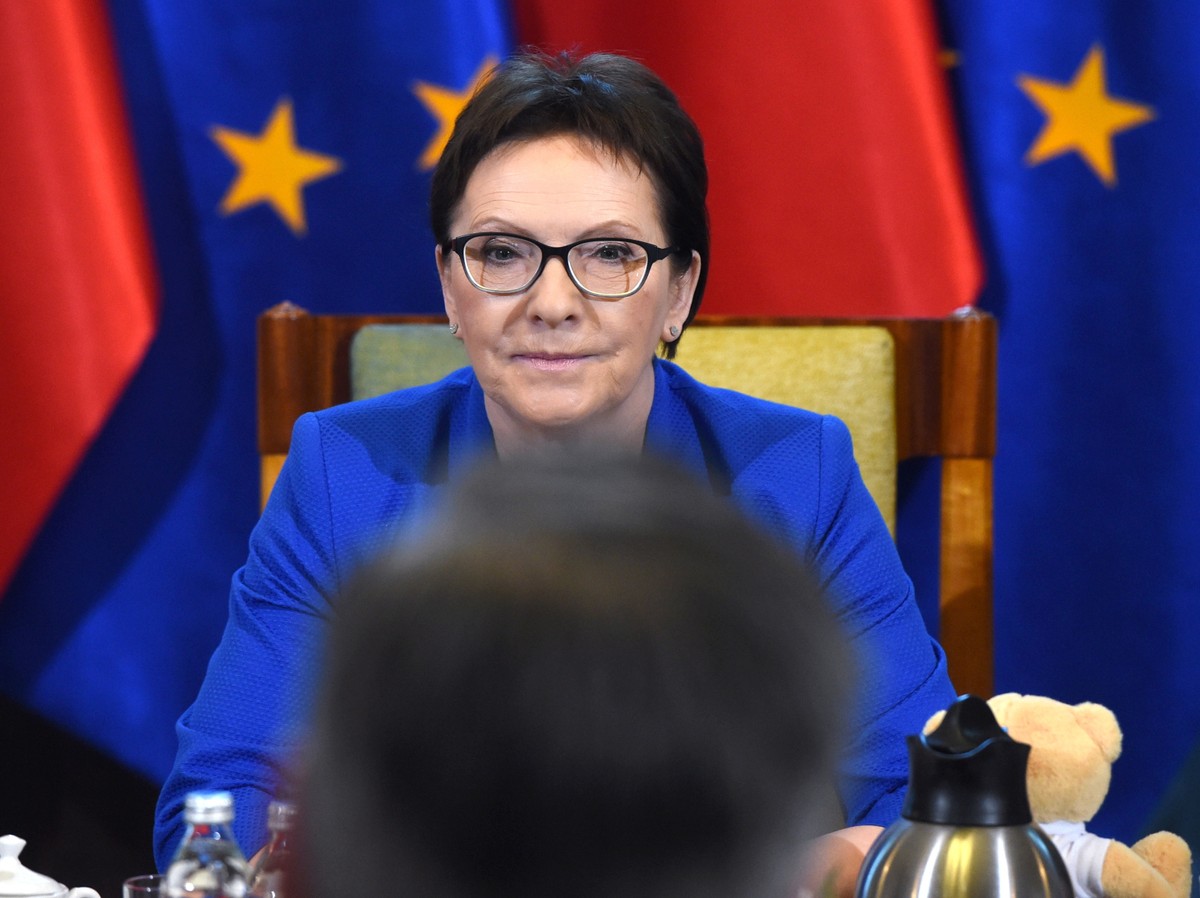 Premier Ewa Kopacz podczas spotkania z prezydentem Słupska Robertem Biedroniem