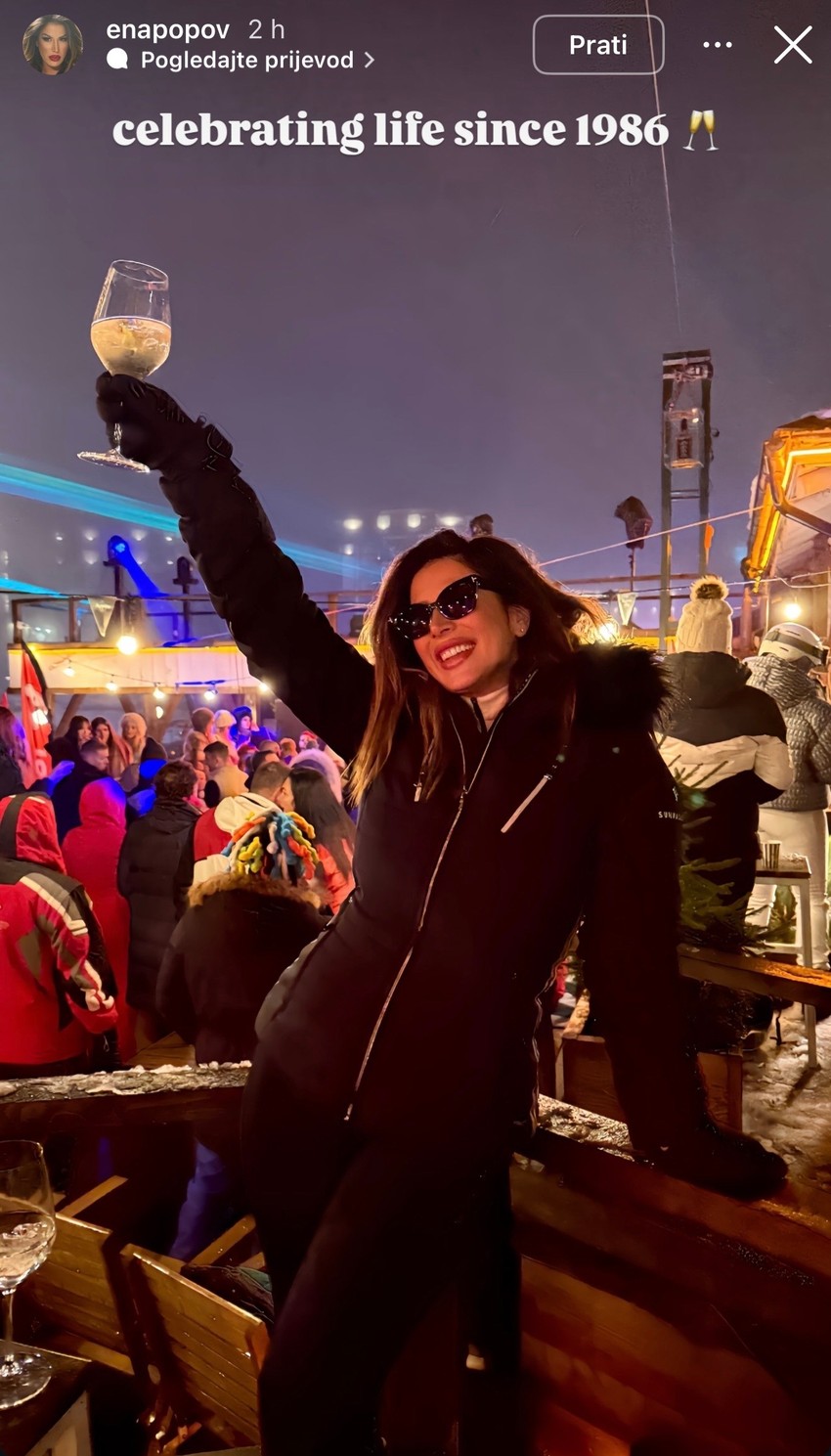 Ena Popov uživa na zimovanju 