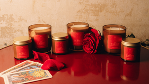 Az illatgyertyák új generációja: az Andyourstories alapítói élményekből gyártanak illatélményt, legújabb kollekciójukat a tarot kártyák ihlették