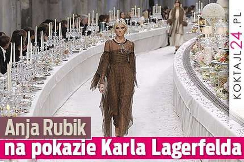 Anja Rubik na pokazie Karla Lagerfelda