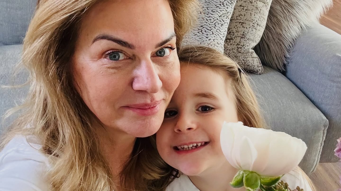 Europoslankyňa Monika Beňová a jej dcérka Lea. 