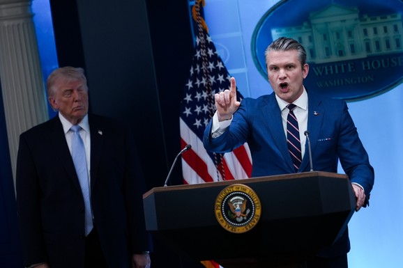 "IRAN JE MOLIO ZA PRIMIRJE" Hegset nakon dogovorenog primirja između SAD i Irana: Ovo je bila nadmoćna pobeda na bojnom polju