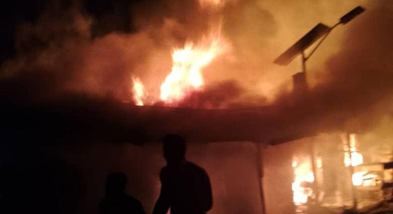 Shop owners lose goods estimated at ₦30m to fire at Ile-Ife market