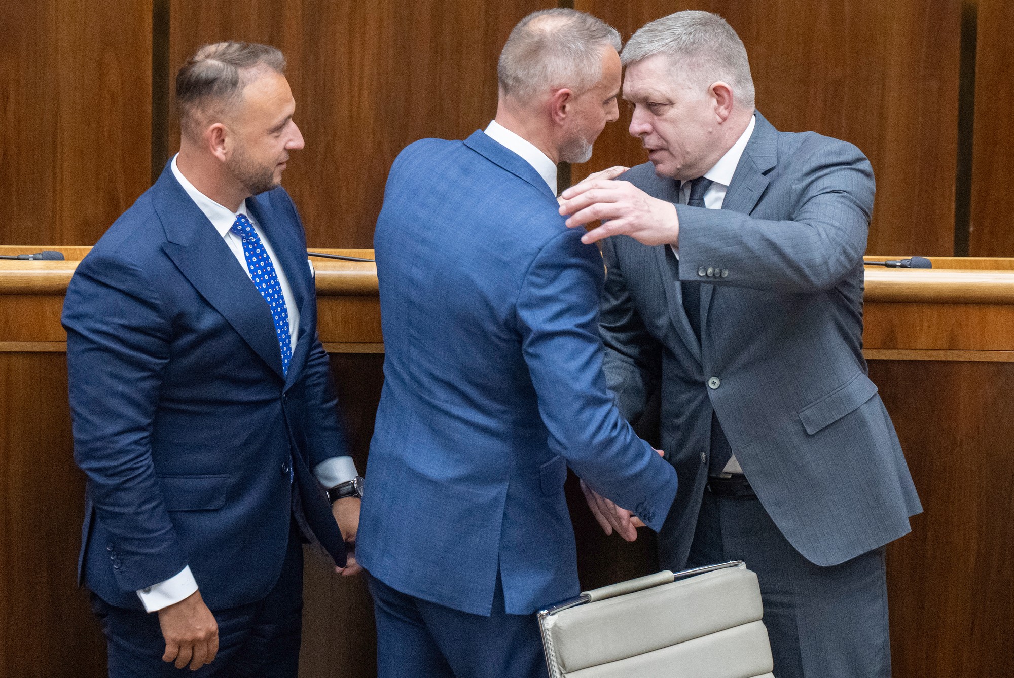 Predsedom parlamentu sa stal Richard Raši, v tajnej voľbe získal 79 hlasov.
