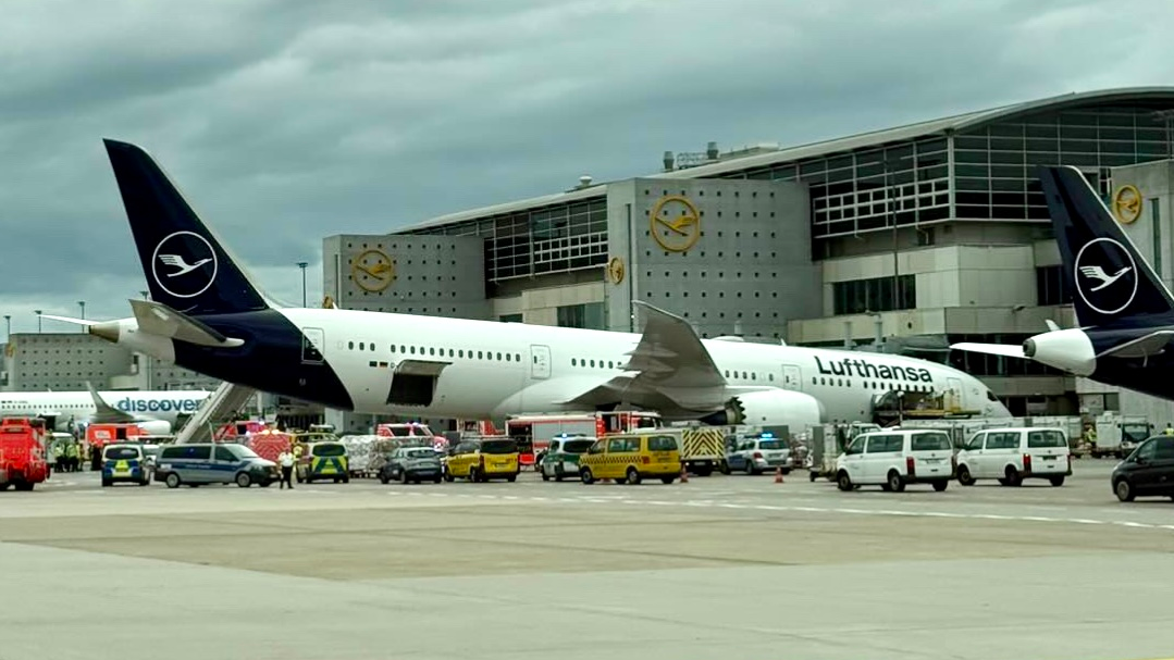 Lufthansa Boeing 787 Kazası: Teknik Arızanın Rolü