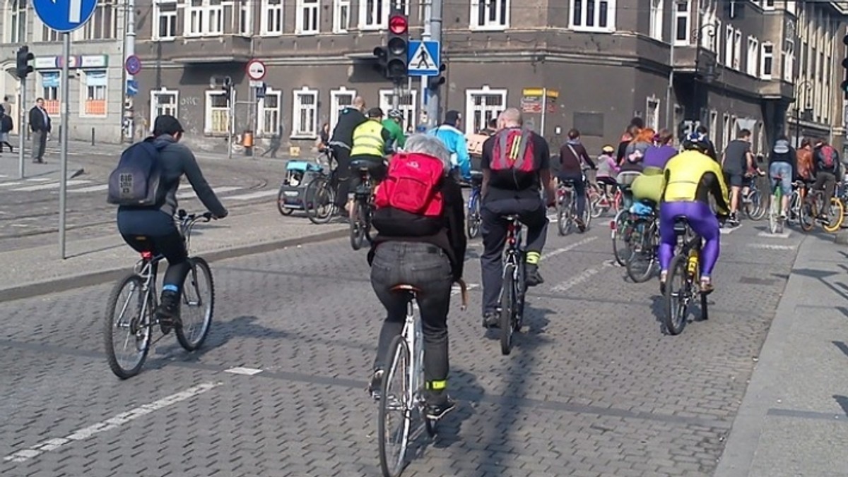 Ulice, na których zazwyczaj nie ma rowerzystów, będą tematem przewodnim kolejnej Poznańskiej Masy Krytycznej - pierwszej tej jesieni - która przejedzie przez miasto 26 września. Start o godzinie 18 tradycyjnie ze Starego Rynku.