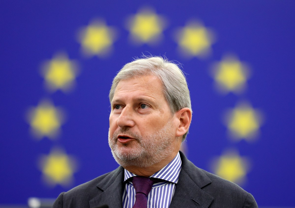 Johannes Hahn