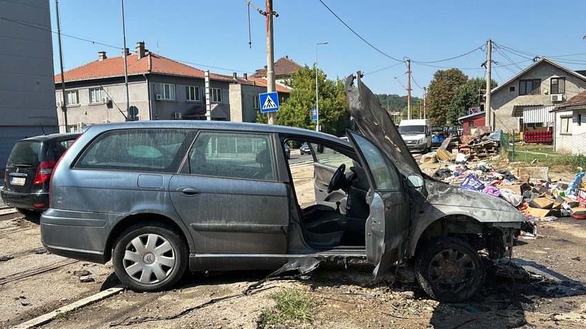 Zapaljen automobil u Rakovici