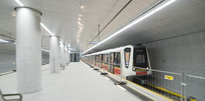 Metro już jeździ na Targówek