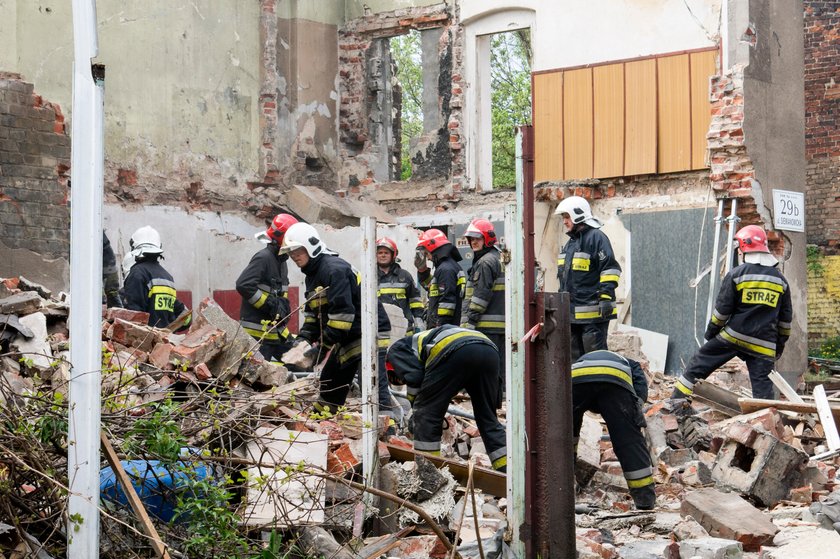 Bytom. Zawalenie warsztatu samochodowego przy ul. Siemianowickiej 