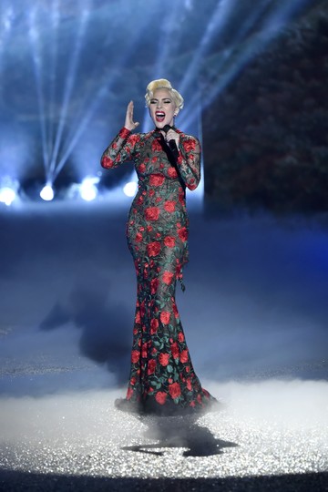 A 2016-os Victoria's Secret bemutatón Lady Gaga volt a sztárfellépő