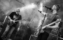 Mariusz Duda o śmierci Piotra Grudzińskiego z Riverside: To jakiś żart, jakiś ponury twist z cholernej 'Gry o Tron'