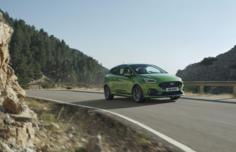 2021 FORD FIESTA ST 02