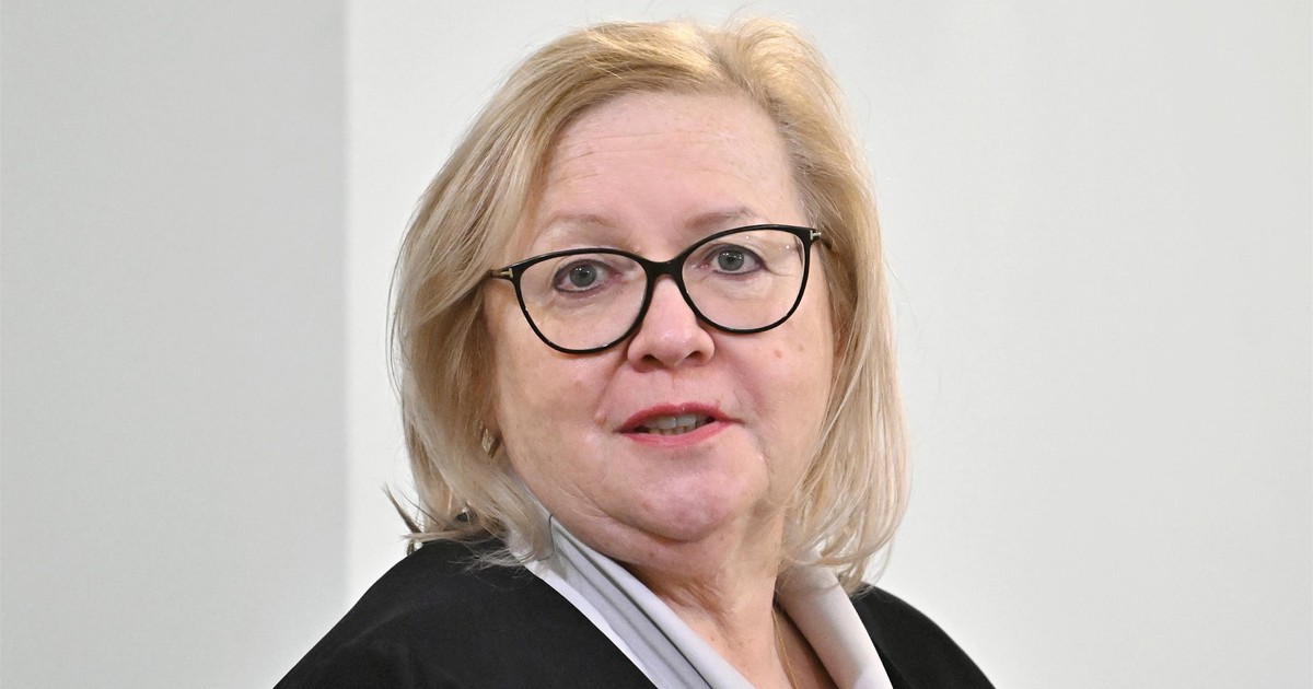 Kolejny zwrot akcji ws. immunitetu Manowskiej. Sprawdziliśmy, ile zarabia w TS