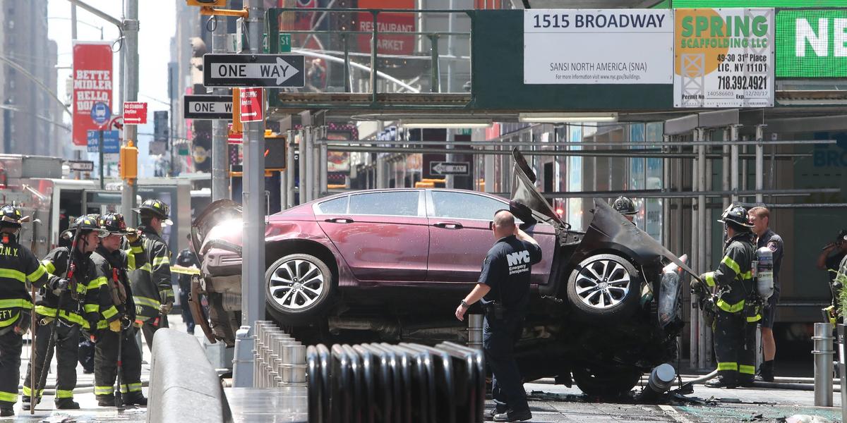 Nowy Jork rozpędzony samochód wjechał w pieszych Wiadomości