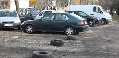 Tak się zajmuje miejsca parkingowe