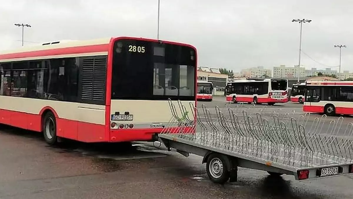 Gdański autobus sezonowej linii dla rowerzystów