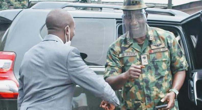 Maj.-Gen. Olu Irefin, the General Officer Commanding (GOC) 6 Division, Nigerian Army, Port Harcourt visits the EFCC office in the state. [NAN]