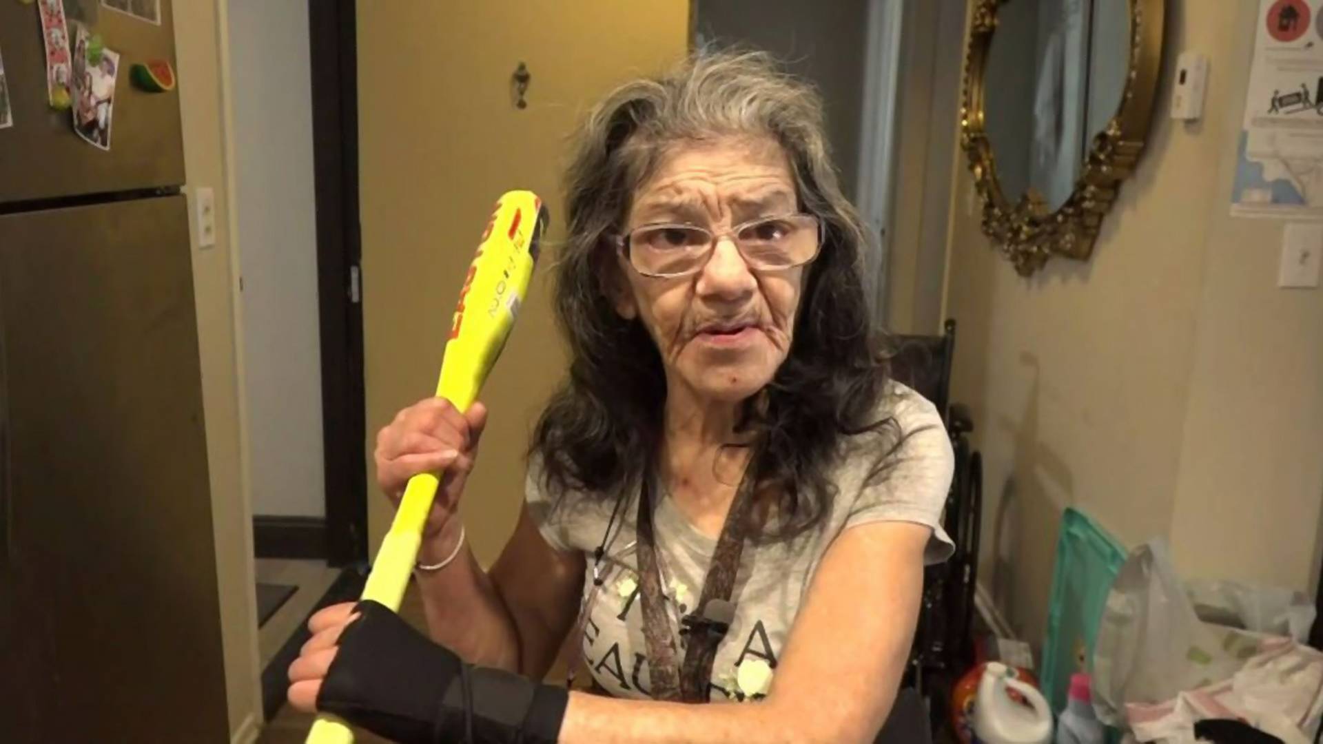 67 éves harcművész nagymama verte ronggyá a betörőt