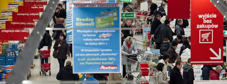 Ekonimiści nie mają wątpliwości: głównym silnikiem polskiej gospodarki pozostaje konsumpcja gospodarstw domowych