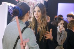 Maja Sablewska odsłoniła ciało. Andrzej Chyra zachwycony, internauci grzmią [FOTO]