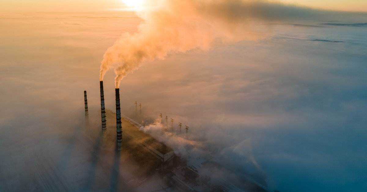 Grube miliardy z praw do emisji CO2 płyną do budżetu. To nieformalny podatek od energii