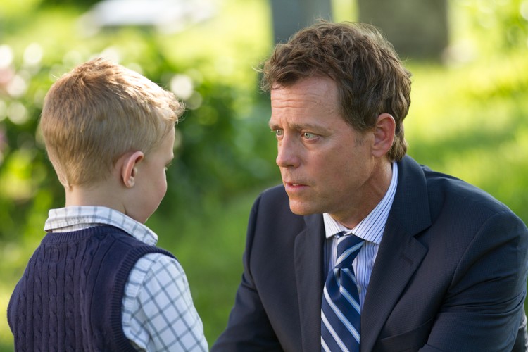 Connor Corum i Greg Kinnear w filmie 'Niebo istnieje... naprawdę'