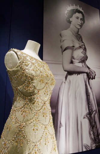 BRITAIN-BUCKINGHAM-PALACE-DRESSES