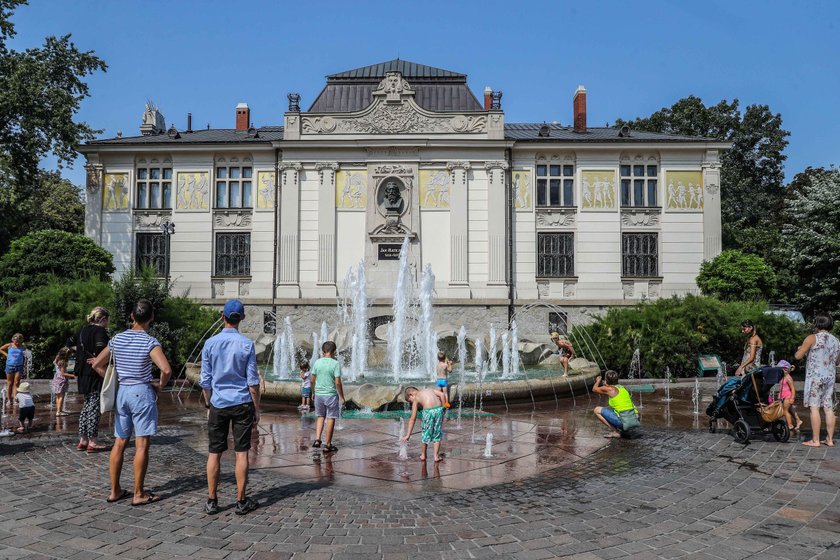 Uważaj na kąpiele w fontannach