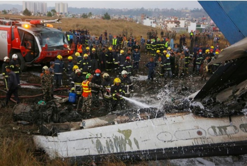 Avion se srušio u Nepalu