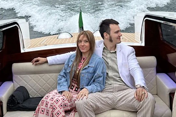 "KADA SAM JE UPOZNAO BILA JE NEVINA" Ovo je lepa Nikolina sa kojom je Aleksa Balašević juče dobio sina Đorđa: "Nije pila alkohol, išla je sa mnom na hodočašće"