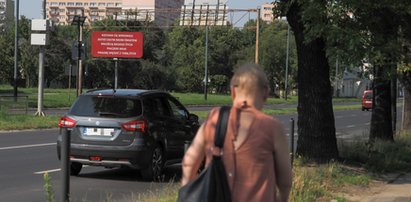 Dla ukochanej wykupił cały billboard! Co na nim napisał?