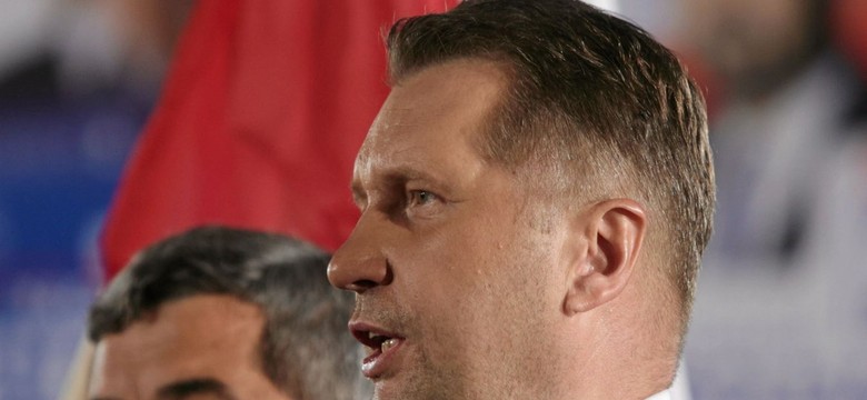Były minister Czarnek chwali się "sukcesami". "54 strony to sporo, ale... trochę się tego nazbierało"