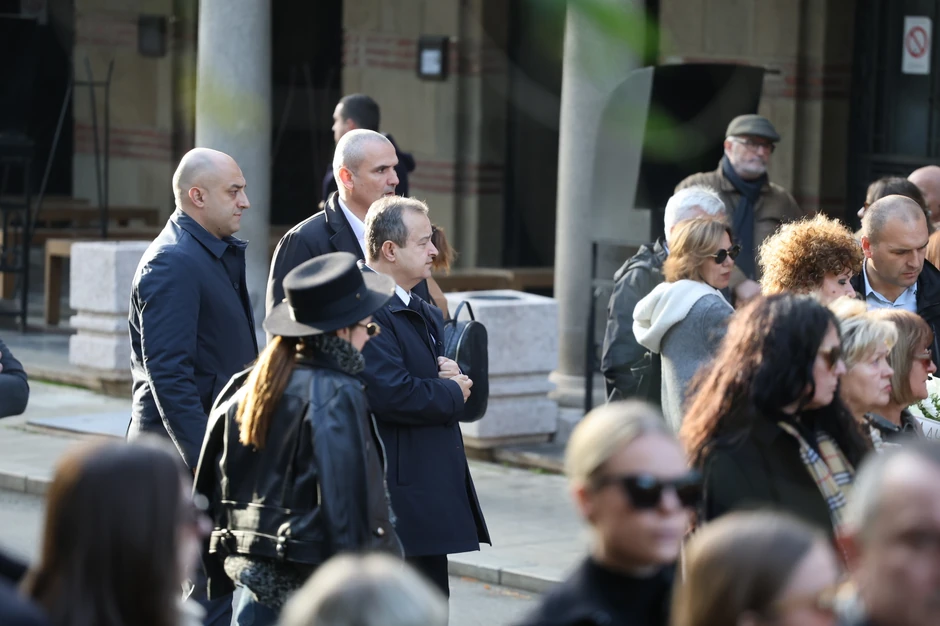 Sahranjen Žarko Laušević