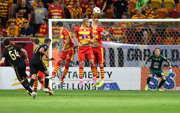 Ekstraklasa: Jagiellonia wbiła Górnikowi trzy gole i awansowała na trzecie miejsce w tabeli