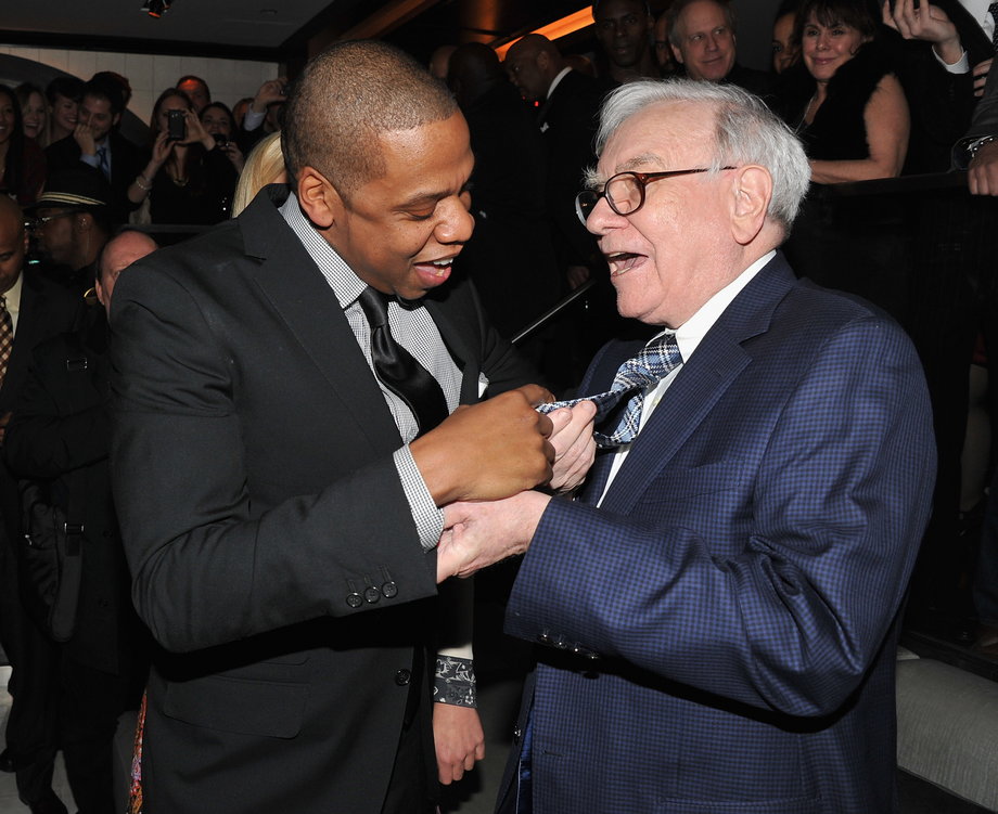 Jay Z i Warren Buffet na imprezie w klubie 40/40, należącym do rapera
