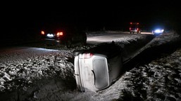 dramat na s7. setki aut w korku. "ludzie nie mają co jeść i pić, kończ