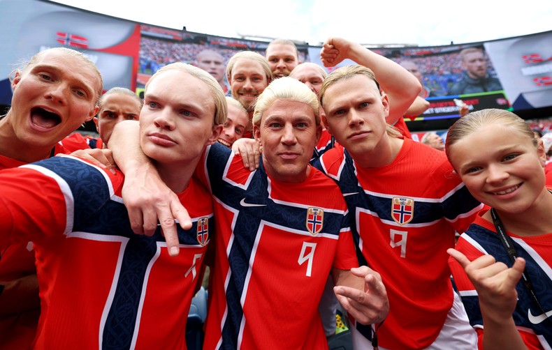 Tatum blended into the crowd of Norwegian supporters during their game against France on June 26. Tatum, while not Norwegian, collaborated with Norwegian star Erling Haaland on a Nike commercial earlier in the month, in which Tatum played the striker's stunt double.