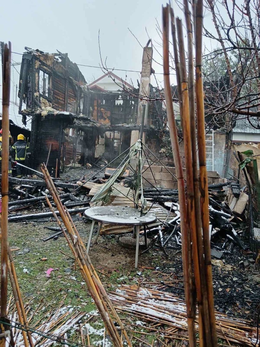 Izgorele kuće u požaru na Adi Ciganliji