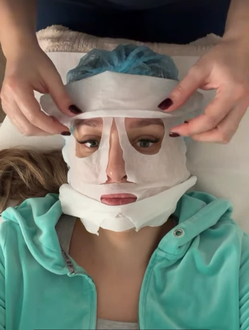 Luna Đogani otišla na podmlađivanje lica, snimila ceo proces kod kozmetičara