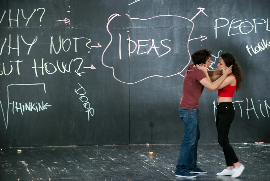 "Manipulacija": predstava izvedena u čast nagrađenih na 42. INFANT-u