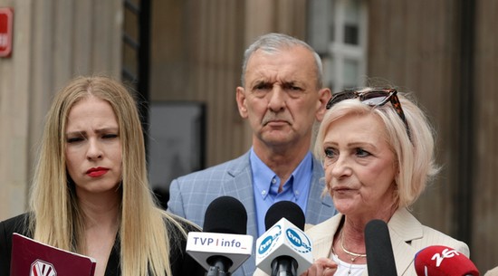 Co z godzinami nadliczbowymi nauczycieli? Przedstawiciele MEN składają deklarację