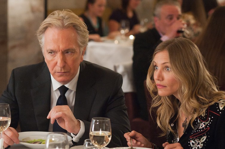 Alan Rickman i Cameron Diaz w filmie 'Gambit, czyli jak ograć króla'