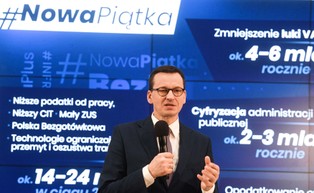 Minister finansów dystansuje się od obietnic PiS. Resort nie wie, jak za nie zapłaci