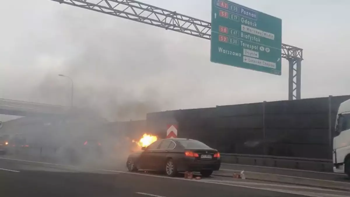 Pożar BMW na S8