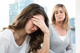 "Devojčice stupaju u INTIMNE ODNOSE sa 13 i 14 godina, ne koriste zaštitu, pa KRIJU KAD ZATRUDNE": Dr Živaljević savetuje ko bi trebalo da bude ključna figura u životu tinejdžerki