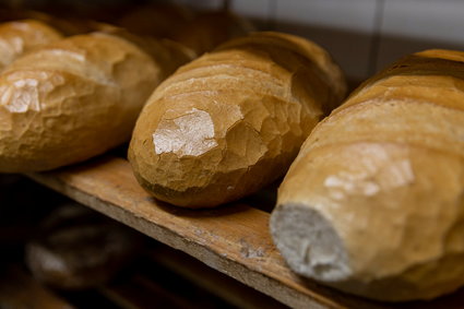 Włoscy piekarze walczą z drożyzną i proszą o zamawianie chleba wcześniej. "Unikniemy marnowania mąki" 