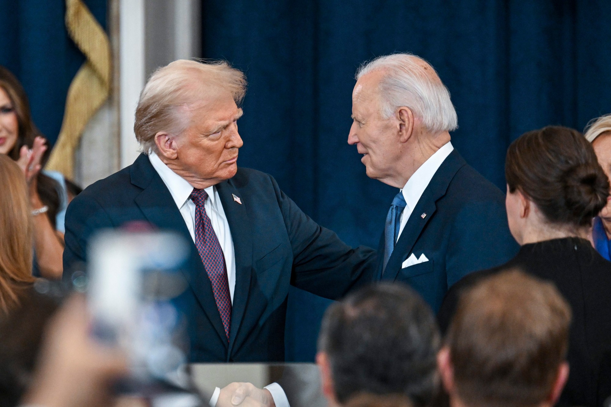 Inaugurácia Donalda Trumpa 2025: Prezident USA Donald Trump a bývalý prezident Joe Biden.