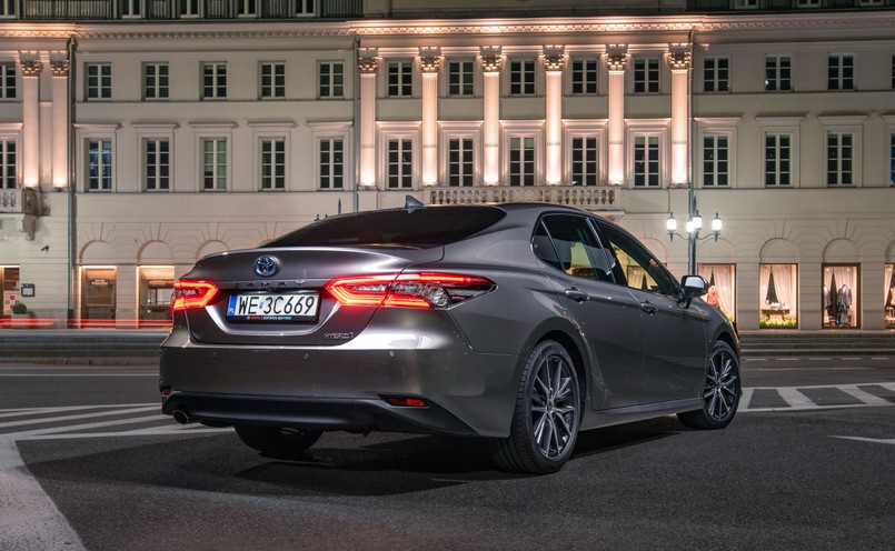 Toyota Camry Hybrid