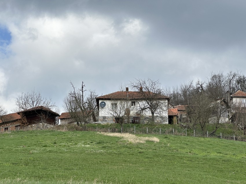 Ovo je kuća u kojoj je Sanela ubila muža 